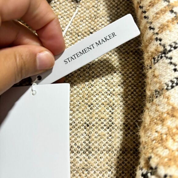 NWT Cyrus Womens Tan Beige Plaid Collared Size XL Long Sleeve Long Outwear Coat - Picture 8 of 10